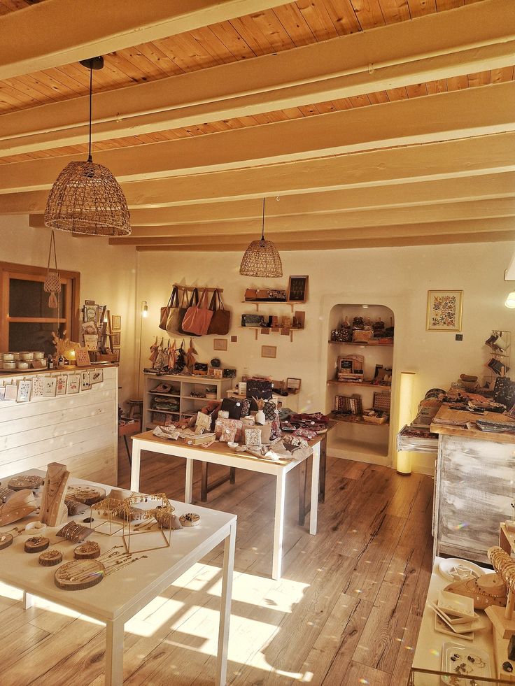 atelier boutique dans le bourg de ploemeur